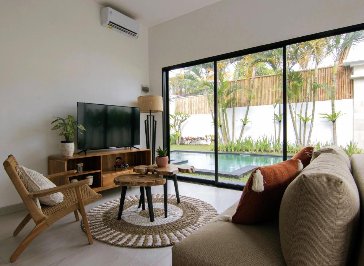 Villa Nikole เซมินยัค ภายนอก รูปภาพ